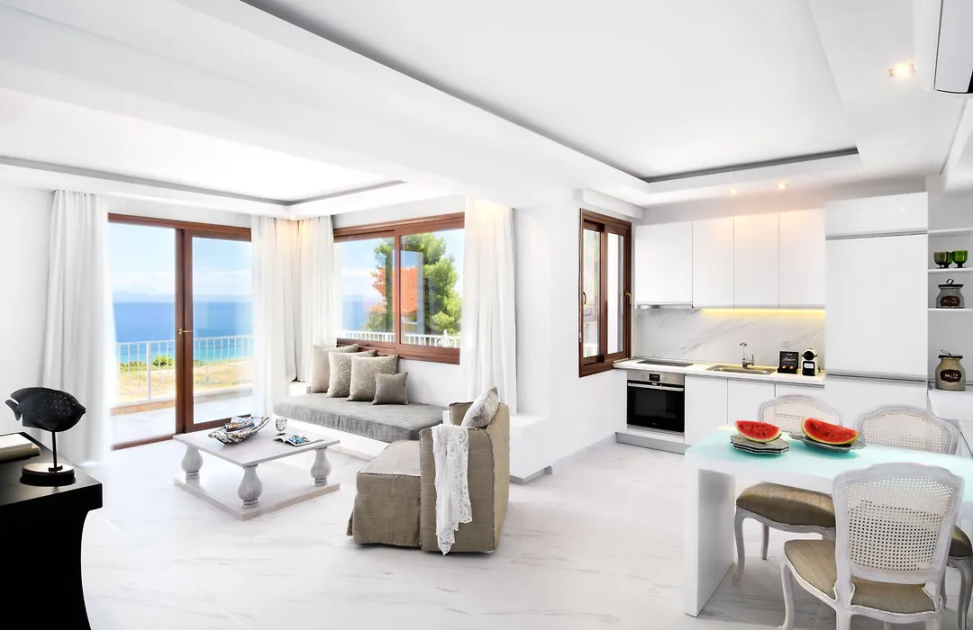 Villa D'Oro - Luxury Villas & Suites-1